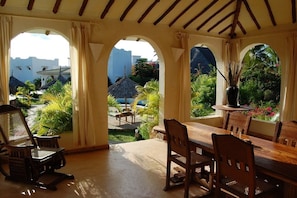 Appartement, 3 chambres, fumeurs, balcon | Enceinte de lâhĂ©bergement