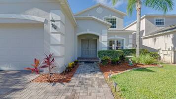 Villa, 5 habitaciones, alberca privada, vista al jardín | Exterior