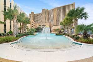 Piscine extérieure, piscine chauffée