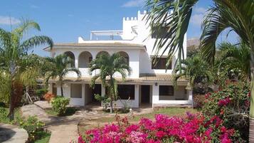 Apartemen, 4 kamar tidur, Boleh Merokok, balkon | Eksterior