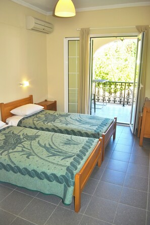 Apartamento, 2 habitaciones, fumadores, balcón | 2 dormitorios