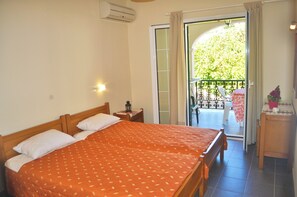 Apartment, 2 Bedrooms, Smoking, Balcony