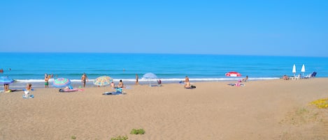 Apartment, 2 Bedrooms, Smoking, Balcony | Beach