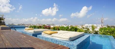 Apartment, 1 Bedroom, Balcony, City View | Pool | Outdoor pool