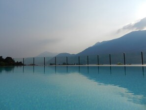 Piscina externa