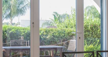 Apartment 2 With Pool And Sea View