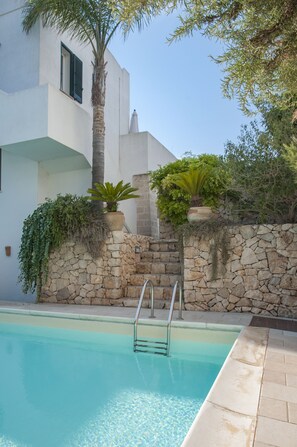 Apartment, 2 Bedrooms, Patio, Ocean View | Pool | Outdoor pool