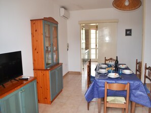 Apartment, 2 Bedrooms, Smoking, Balcony | Dining - Cosy Apartment Near The Beach With Balcony - Pets Allowed (Melendugno)