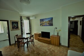 Appartement, 2 chambres, accessible aux personnes à mobilité réduite, balcon | Équipements de la chambre