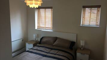 2 bedrooms, iron/ironing board, bed sheets