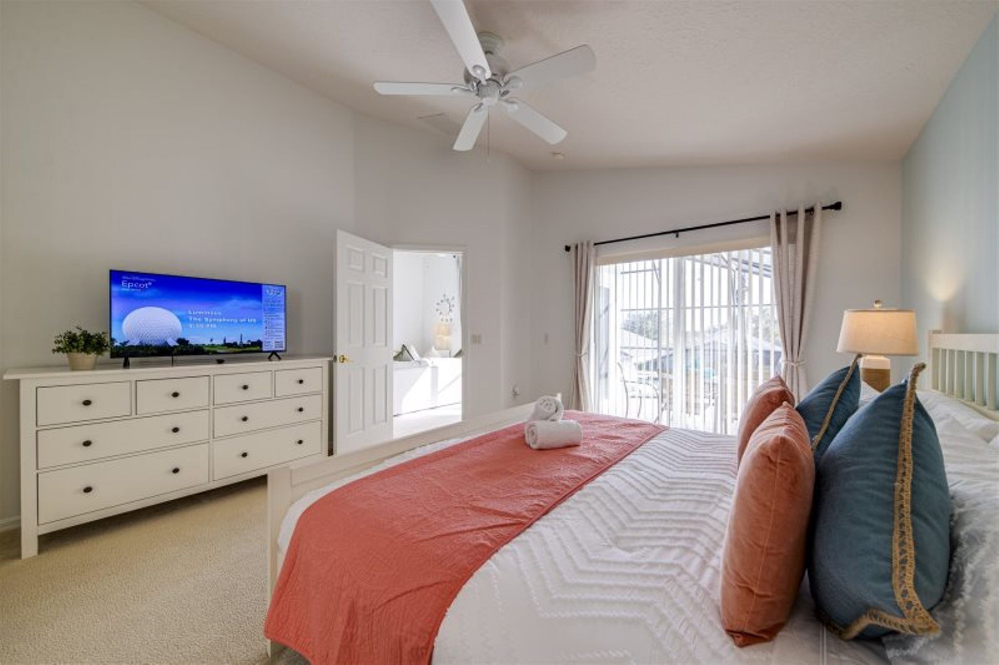 Photo - Glenbrook Resort - 4 bedroom executive private pool home