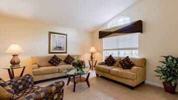 Villa, 4 Bedrooms, Private Pool, Garden View | Living room