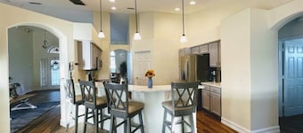 Glenbrook Resort - 4 Bedroom Executive Private Pool Home