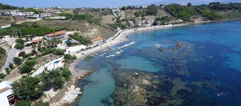 Sea Front Apartment 5 Beds With Balcony 250 Meters From the Beach