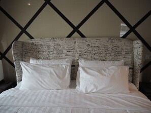 5 bedrooms