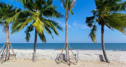 Hua Hin 2 Bedrooms Panorama Sea View Top Floor