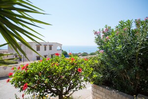 อพาร์ทเมนท์, 1 ห้องนอน, สูบบุหรี่ได้, ระเบียง | บริเวณภายนอก