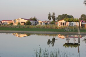 Exterior - Your break in Zeeland!  We warmly welcome you and your dog! (Serooskerke)