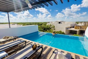 Apartment, 1 Schlafzimmer, Balkon, Stadtblick | Pool | Außenpool