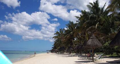 Spacious Luxury Apartment in Flic en Flac, the Sunniest West Coast of Mauritius