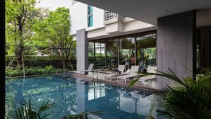 Kolam renang outdoor