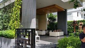 Halaman properti