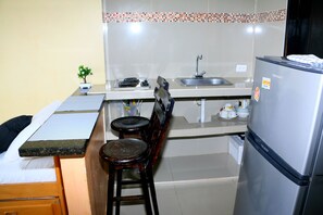 Studio, Multiple Bedrooms, Smoking, Balcony | Private kitchen