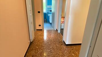 Apartment, 2 Schlafzimmer, Balkon, Stadtblick | Innenbereich