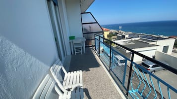 Apartment, 2 Schlafzimmer, Balkon, Stadtblick | Unterkunftsgelände