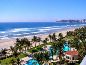 Outdoor pool - Beach Apartment Mayan Torre I (Acapulco)