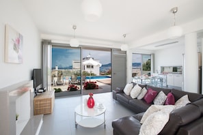 Villa, 3 camere da letto, piscina privata, vista giardino | Area soggiorno