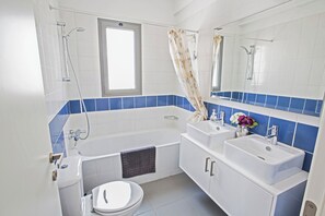 Villa, 3 Bedrooms, Private Pool, Garden View | Bathroom - Latchi Esprit Villa Ev23 (Polis)