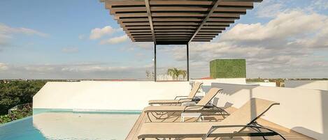 Alberca al aire libre