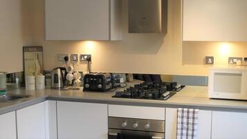 Apartment, 1 Bedroom, Refrigerator | Interior