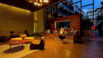 Apartment, 1 Schlafzimmer, Balkon, Stadtblick | Speisen