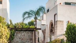 Unclassified image, 2 of 30, button - Apartment 3 With Pool And Sea View (Nardò)