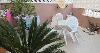Bungalow in the District of La Mata - 1