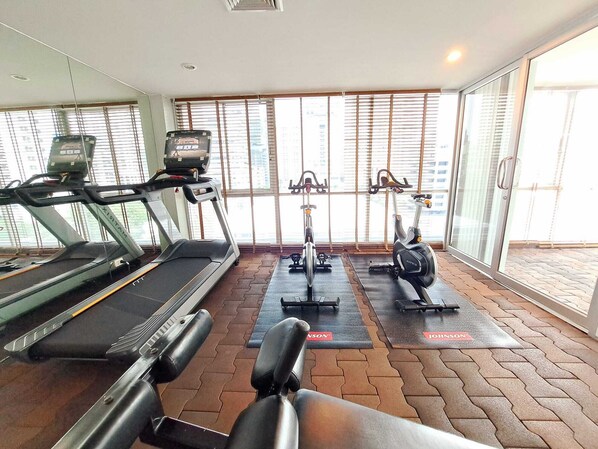 Apartment, 2 Bedrooms, Accessible, Balcony | Fitness facility