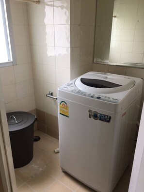 Interior - 3B - 2 Bedroom Downtown Apartment With Shared Pool (Bangkok)