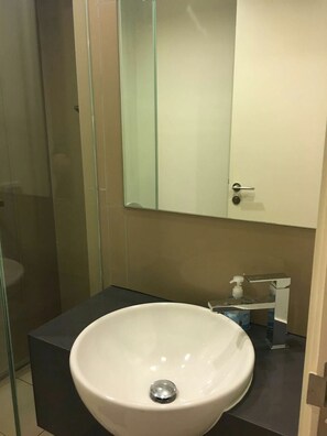 Departamento, 1 habitación, con acceso para personas discapacitadas, balcón | Baño