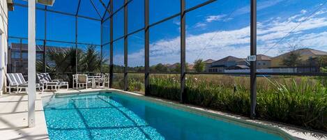 Villa, 4 Schlafzimmer, eigener Pool, Gartenblick | Pool | Außenpool