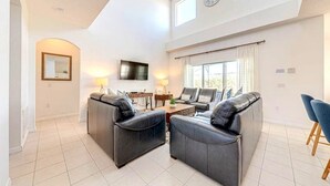 Villa, 3 soverom, privat basseng, hageutsikt | Oppholdsrom