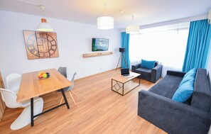 Apartamento, 2 habitaciones, fumadores, balcón | Zona de estar