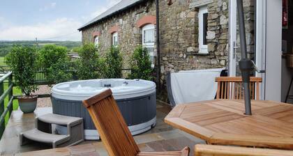 2 bedroom accommodation in Betws, near Ammanford