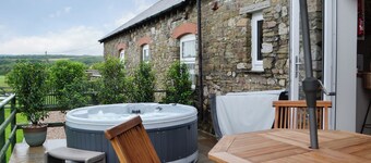 2 bedroom accommodation in Betws, near Ammanford