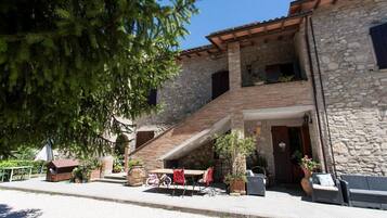 Villa, Multiple Bedrooms, Accessible, Private Pool | Outdoor dining