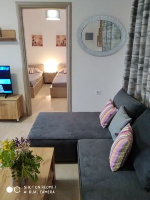 Interior - Fotaki's Home - Comfortable Newbuilt 2 Bedroom Home, 20 Meters From the sea (Kos)