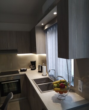 Dining - Fotaki's Home - Comfortable Newbuilt 2 Bedroom Home, 20 Meters From the sea (Kos)