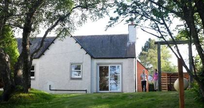 Morrone Cottage - Beautiful mountain cottage, large garden and wonderful views.