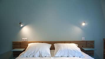 1 slaapkamer, een strijkplank/strijkijzer, gratis wifi, beddengoed